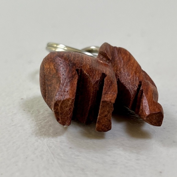 Artisan Wooden Elephant Keychains from Burkina Faso - Picture 5 of 10